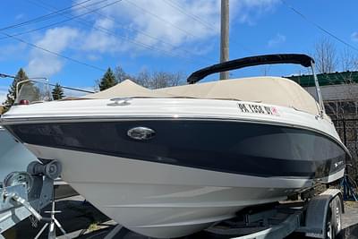 BOATZON | Regal 21 OBX 2020