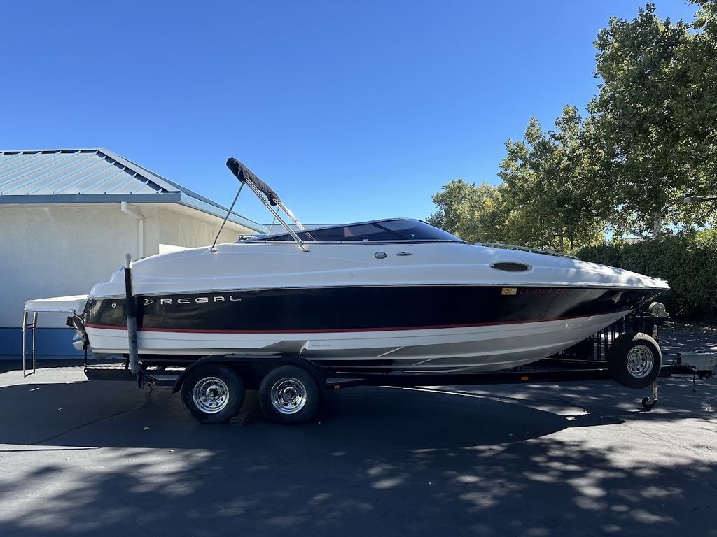 2006 Regal 230 DL3 - Sold Boat