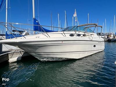 BOATZON | Regal 2660 Commodore