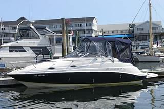 BOATZON | Regal 2665 Commodore Express