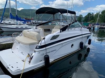 BOATZON | Regal 28 Express 2018