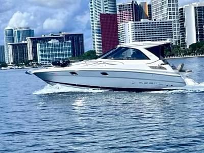 BOATZON | Regal 35 Sport Coupe 2014