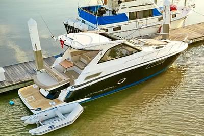 BOATZON | Regal 35 Sport Coupe 2015