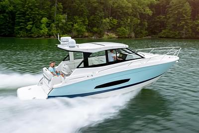 BOATZON | Regal 36 Grande Coupe 2025