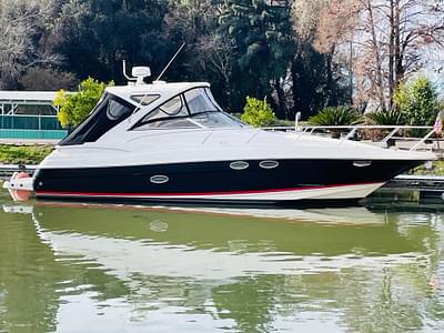 BOATZON | Regal 3760 Commodore 2007