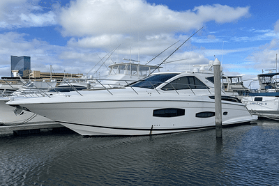 BOATZON | Regal 53 SPORT COUPE 2014