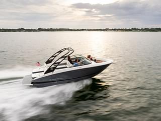 BOATZON | Regal LS4 2022