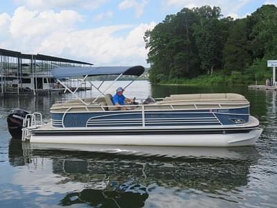 BOATZON | Regency 254 LE3 2018 BOATZON | Regency 254 LE3 2018