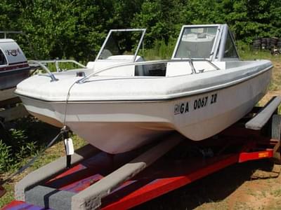 BOATZON | Renken 160 Outboard Trihull Bowrider 1974