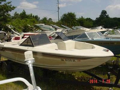 BOATZON | Renken 185 BR Bowrider Mercruiser 140 1983