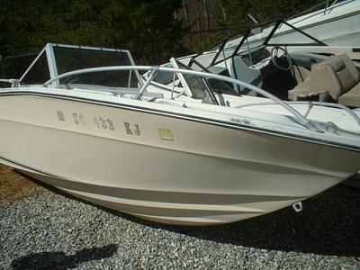 BOATZON | Renken 195 Bowrider OMC 800 Cut 1980