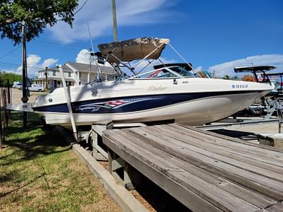 BOATZON | 2002 Rinker 212 BR