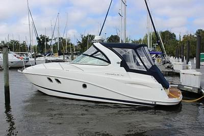 BOATZON | Rinker 310 Express Cruiser 2011