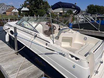 BOATZON | Rinker Fiesta Vee 250 2004