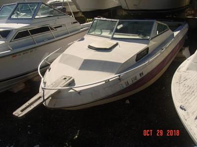 BOATZON | Rinker V205 1986