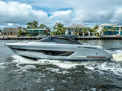 BOATZON | Riva  2023