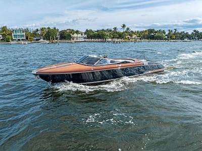 BOATZON | 2015 Riva 33. AQUARIVA SUPER