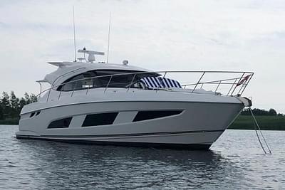 BOATZON | 2018 Riviera 4800 Sport Yacht