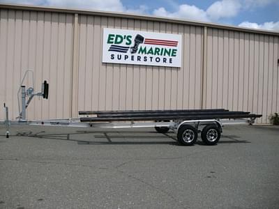 BOATZON | Road King APT 24TB1 TRITOON 2025