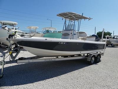 BOATZON | Robalo 226 Cayman 2018