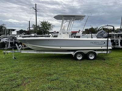 BOATZON | Robalo 226 Cayman 2023