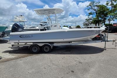 BOATZON | Robalo 246 Cayman 2022