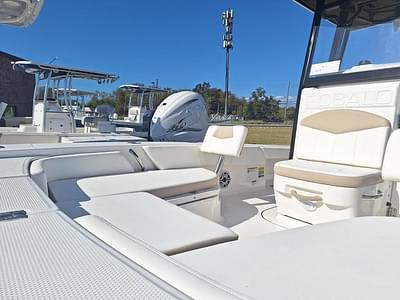 BOATZON | Robalo 246 Cayman 2024