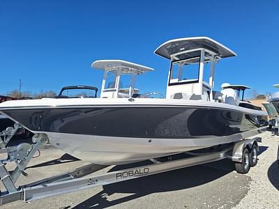 BOATZON | Robalo 246 Cayman 2024