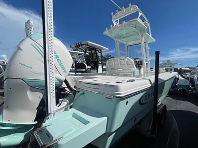 BOATZON | Robalo 246 Cayman SD 2021