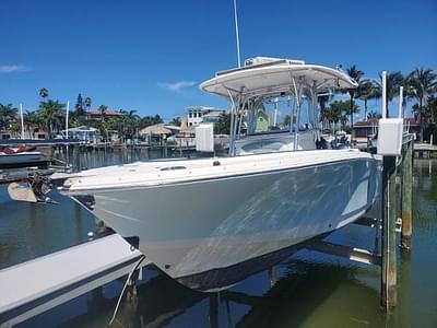 BOATZON | Robalo 30 Center Console R300