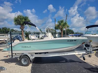 BOATZON | Robalo R160 Center Console 2019