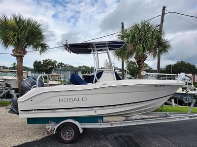 BOATZON | Robalo R180 Center Console 2016