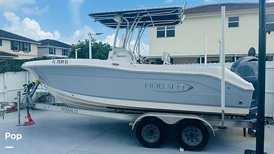 BOATZON | Robalo R200