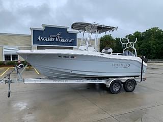 BOATZON | Robalo R202 Explorer 2019