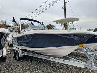 BOATZON | Robalo R207 Dual Console 2024