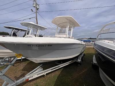 BOATZON | Robalo R222 Center Console 2019