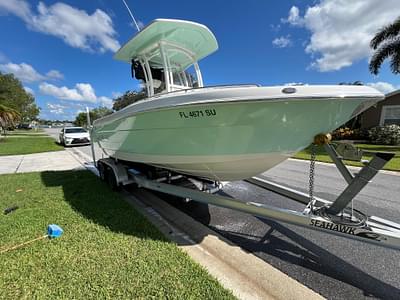 BOATZON | Robalo R222 Center Console 2019