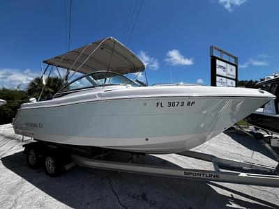 BOATZON | Robalo R227 Dual Console 2017