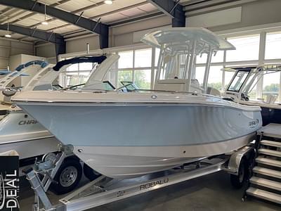 BOATZON | Robalo R230 2024