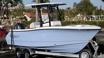 BOATZON | Robalo R230 CC 2023