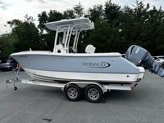 BOATZON | Robalo R230 Center Console 2022