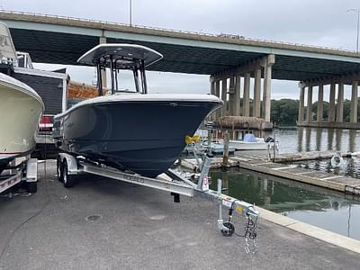 BOATZON | Robalo R230 Center Console 2023