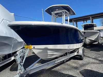 BOATZON | Robalo R230 Center Console 2024