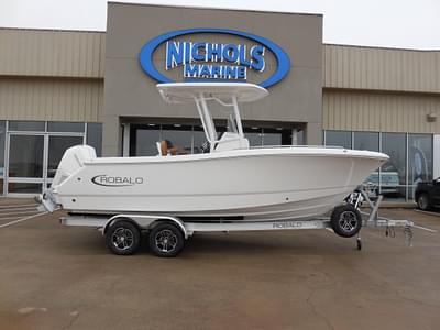 BOATZON | Robalo R230 Center Console 2024