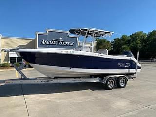 BOATZON | Robalo R242 Center Console 2020