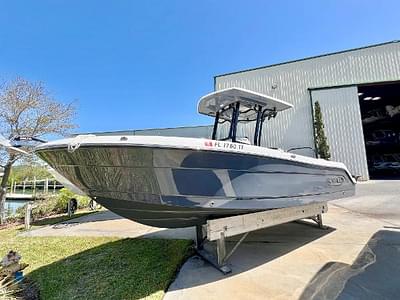 BOATZON | Robalo R242 Explorer 2022