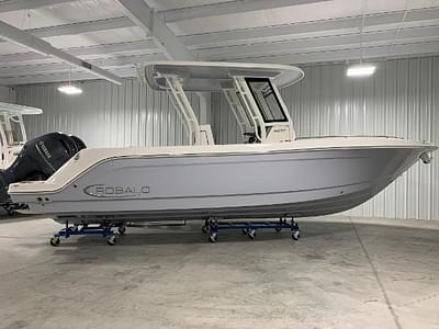 BOATZON | Robalo R270 2024