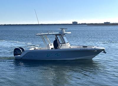 BOATZON | Robalo r272 2019