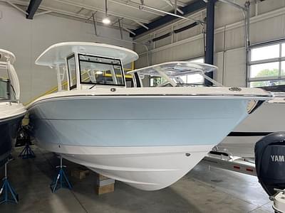 BOATZON | Robalo R302 2024