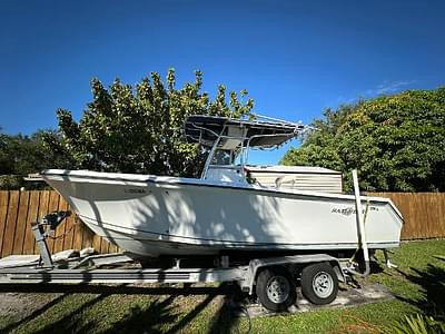 BOATZON | Sailfish 2360 CC 2005